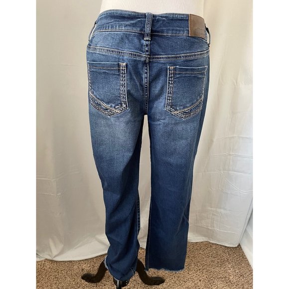 Maurices Dark/Medium-Wash Faded Lightly Distressed Straight Leg Raw Bottom Jeans - Picture 7 of 12
